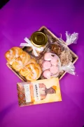 Sweet Lover Hamper – view 3
